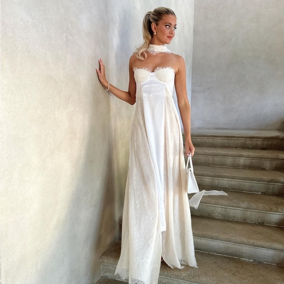 The Hannah Godwin dress by Undone - Picture 2 of 4